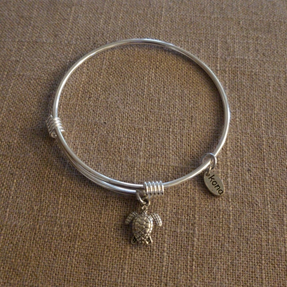 Silver Sea Turtle Bangle
